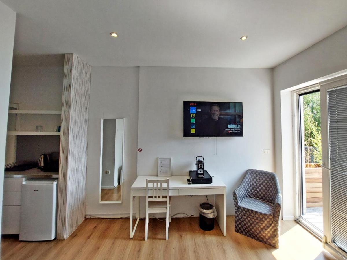 Rose Valley, Modern Studios & Apartments ลูบลิยานา ภายนอก รูปภาพ