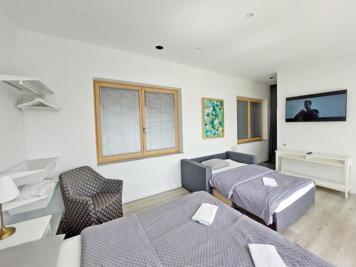 Rose Valley, Modern Studios & Apartments ลูบลิยานา ภายนอก รูปภาพ